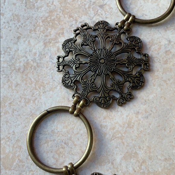 Retro Chain Statement Belt - Picture 2 of 5